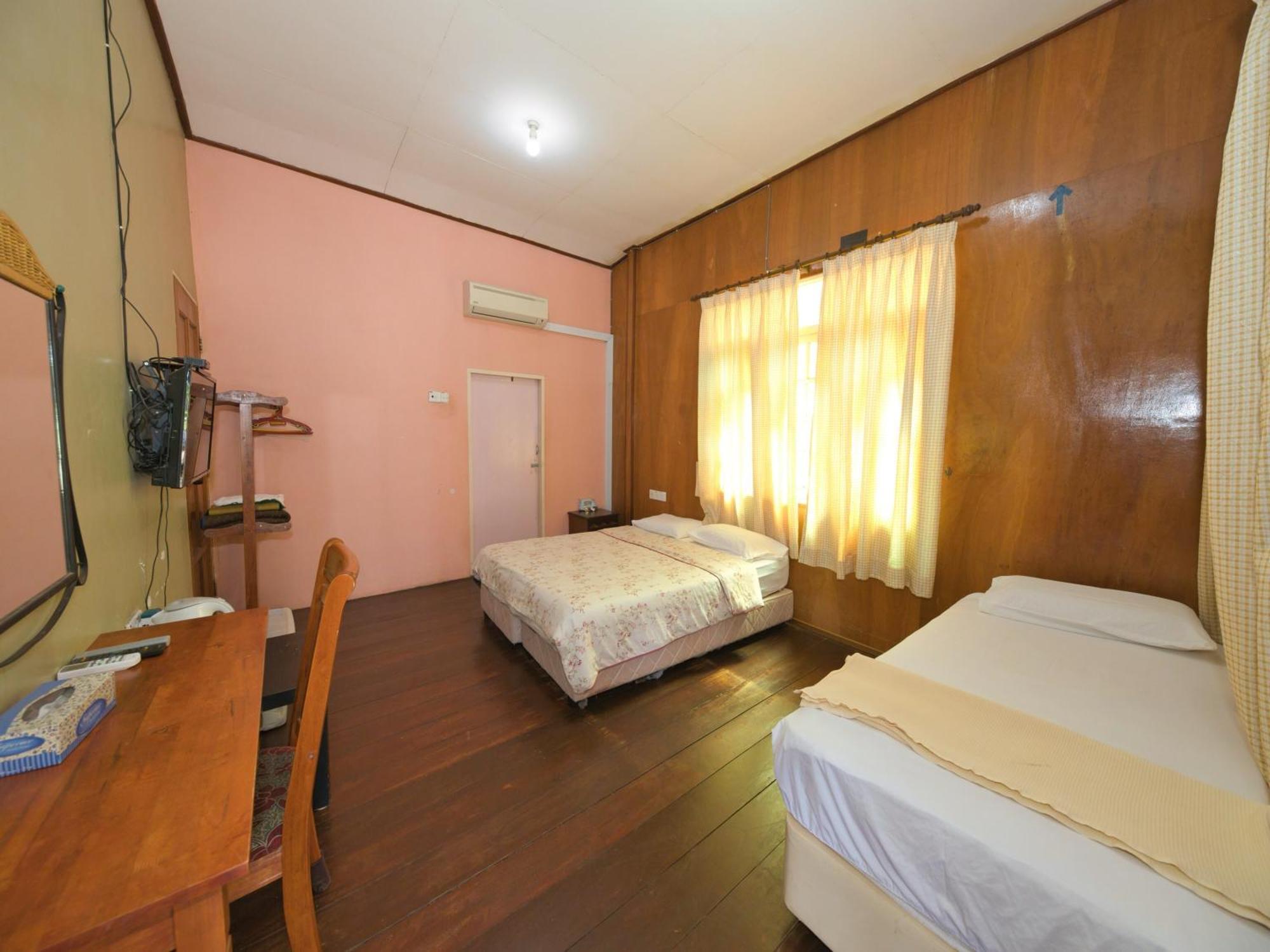 קמפונג גונג בדק Oyo 90968 Teratak Samuderakita, Chalet & Guesthouse מראה חיצוני תמונה